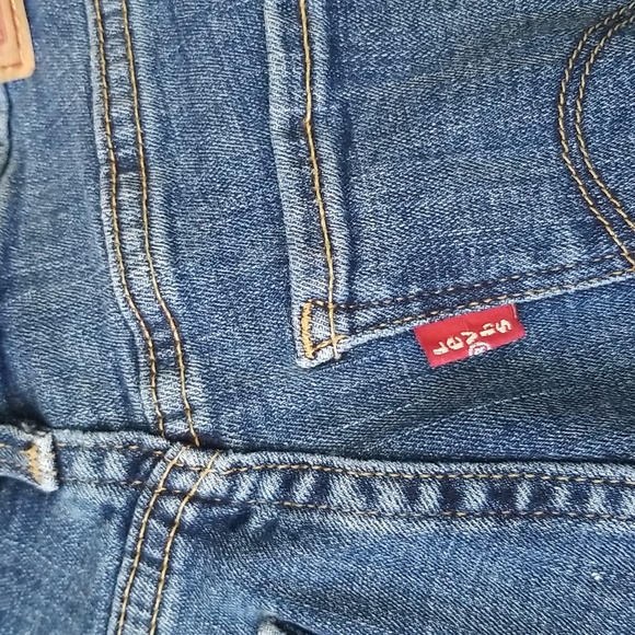 #BB - Levi's Shaping Bootcut 26.5W 27.25L - Picture 6 of 11